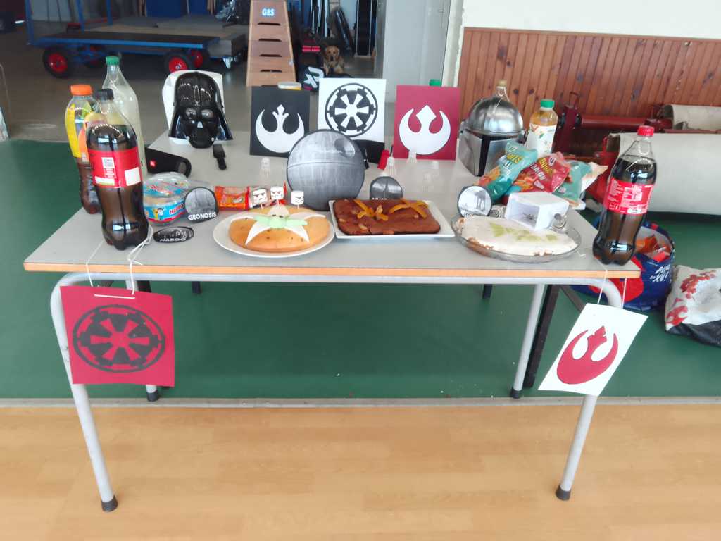 Notre buffet empire Vs Rébellion starwars4